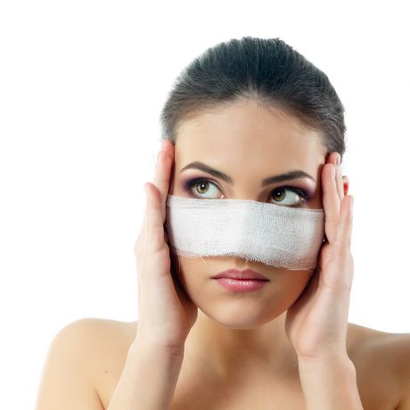 Rynoplastyka, fot. Fotolia_Subscription_Monthly_M
