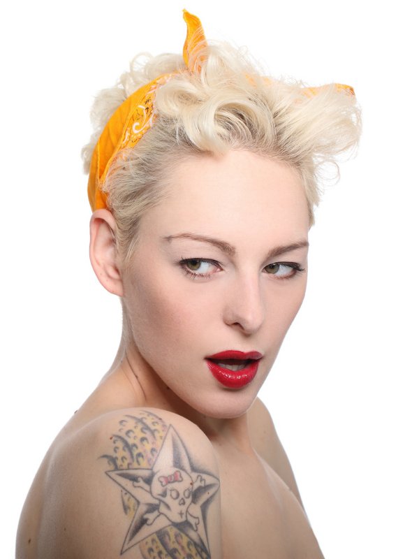 pin_up_girl_fot.fotolia